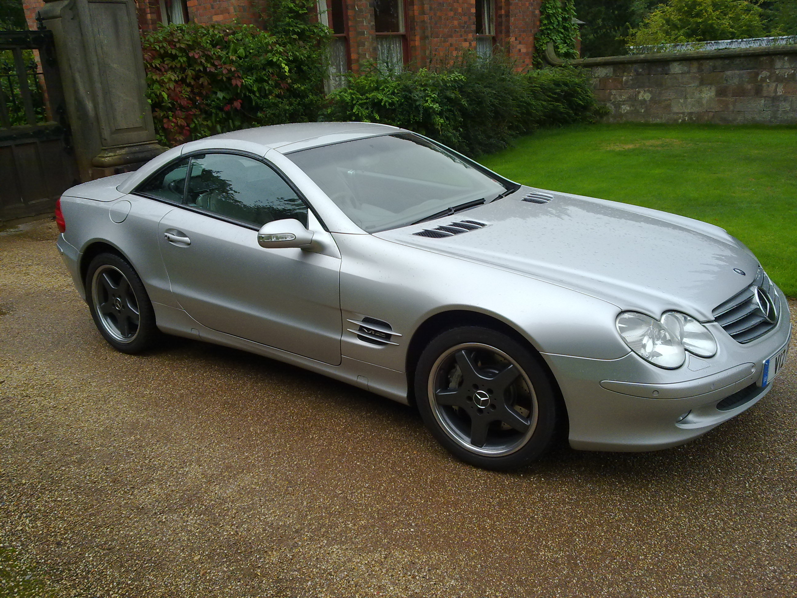 SL600FRONTRIGHT.jpg